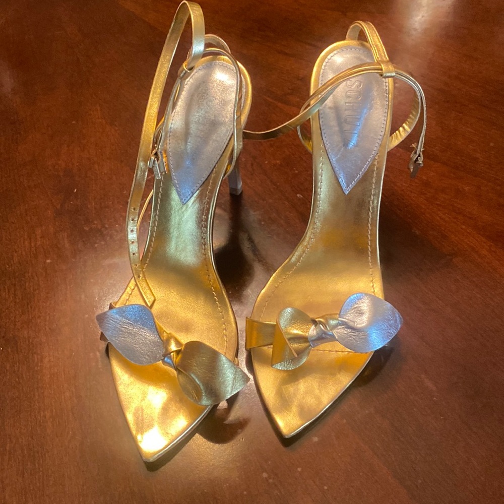 Schultz Worn twice, Size 8.5